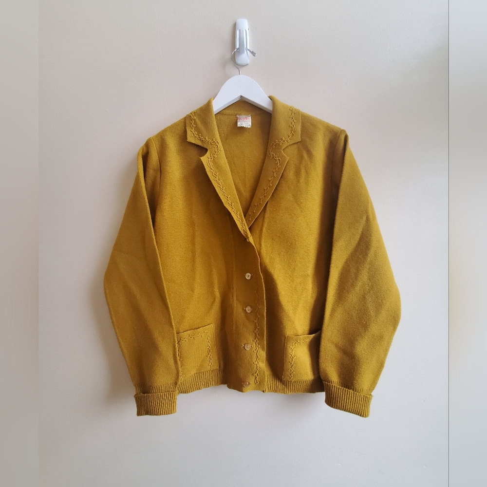 Vintage Tuscany yellow collared sweater cardigan